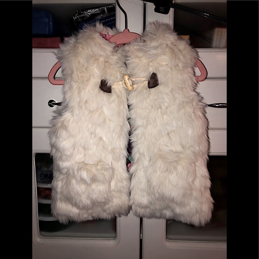 Fits larger!! 6/12 month Matilda Jane faux fur reversible vest